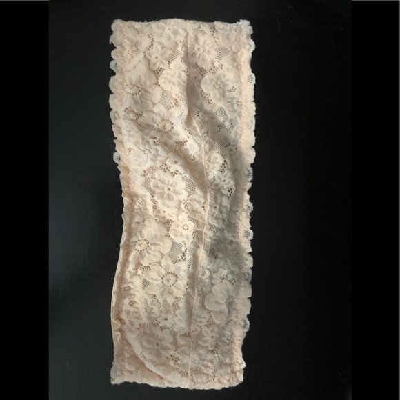 Aerie bandeau - Picture 1 of 3